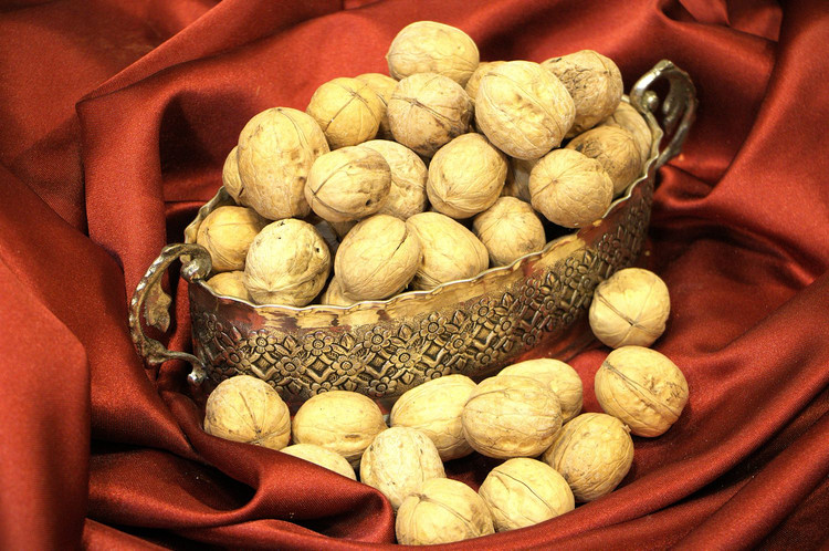 گردو پوست دار خارجی